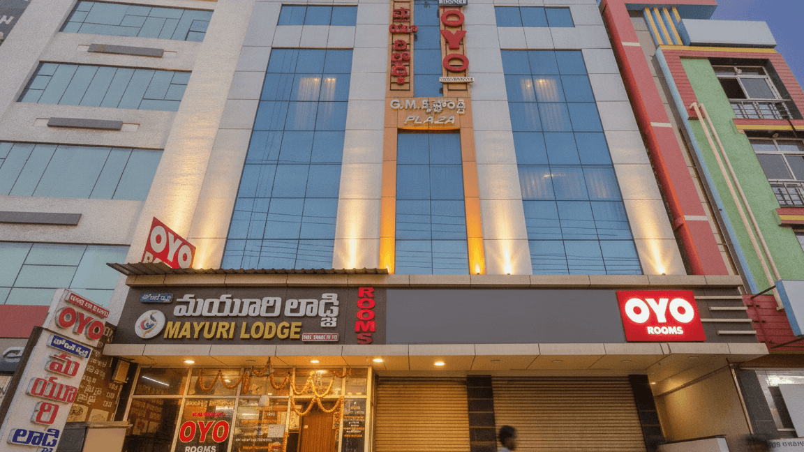 Hotel Swarna Mayuri